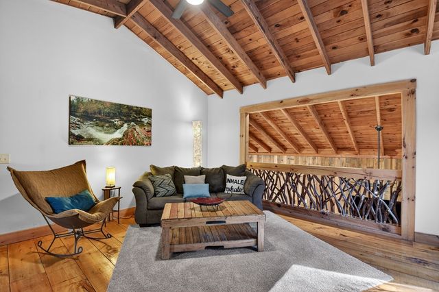 134 Hemlock Circle, Blue Ridge, GA 30513