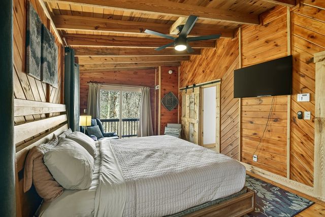 134 Hemlock Circle, Blue Ridge, GA 30513