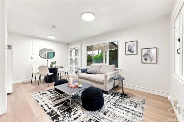 447 W Avenue 37, Los Angeles, CA 90065