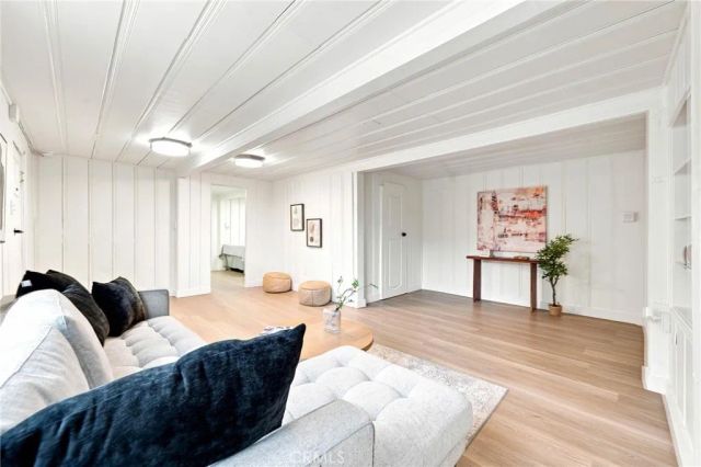 447 W Avenue 37, Los Angeles, CA 90065
