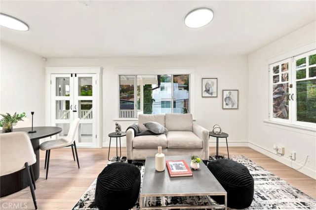 447 W Avenue 37, Los Angeles, CA 90065
