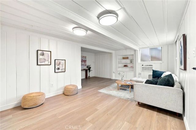447 W Avenue 37, Los Angeles, CA 90065