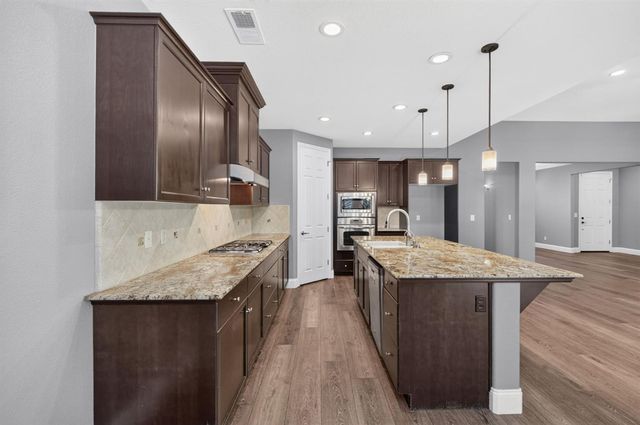 3665 Prescott Avenue, Clovis, CA 93619