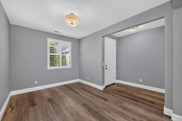 3665 Prescott Avenue, Clovis, CA 93619