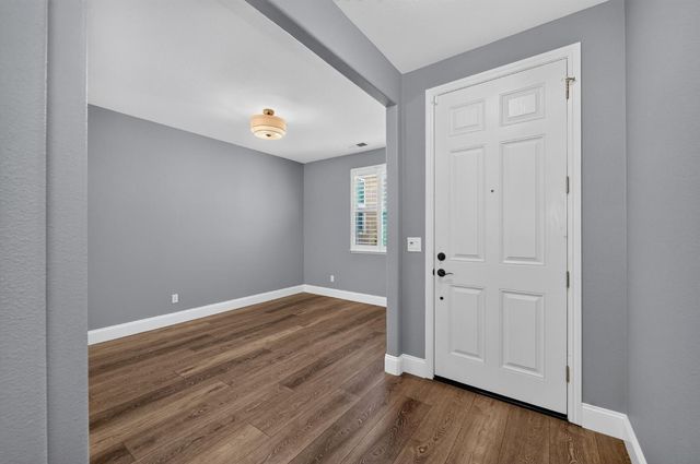 3665 Prescott Avenue, Clovis, CA 93619