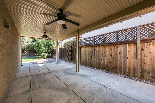 3665 Prescott Avenue, Clovis, CA 93619