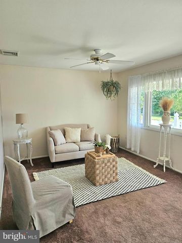 2015 SUMMIT AVE, Croydon, PA 19021