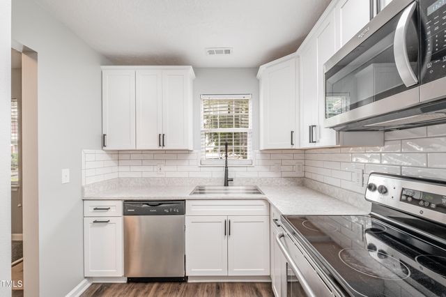 932 S Fifth Street, Mebane, NC 27302