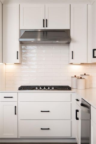 104 Palo Brea LOOP, Hutto, TX 78634