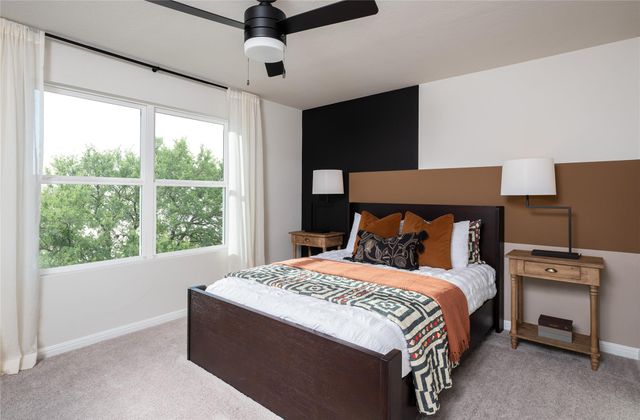 104 Palo Brea LOOP, Hutto, TX 78634