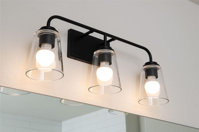 104 Palo Brea LOOP, Hutto, TX 78634