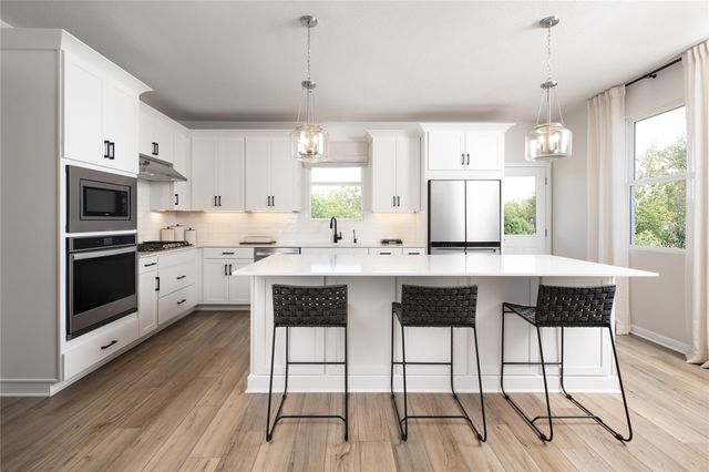 104 Palo Brea LOOP, Hutto, TX 78634