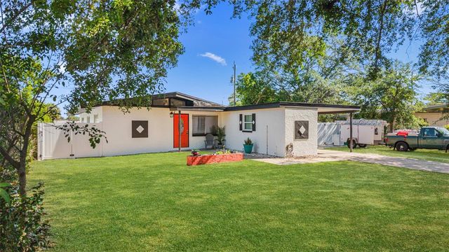 1042 W HILLCREST DRIVE, Cocoa, FL 32922