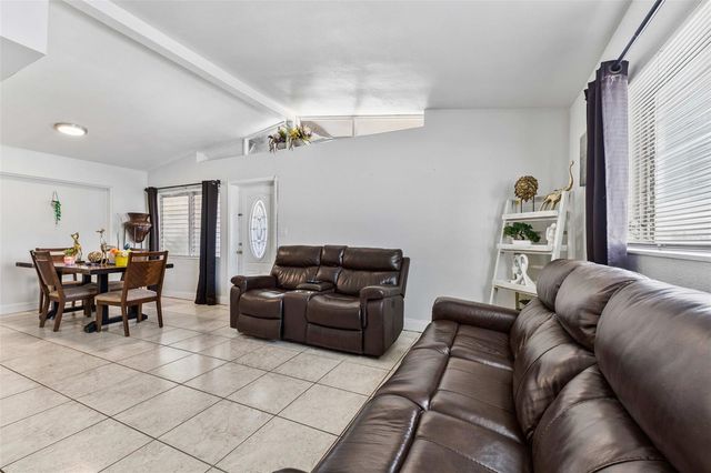 1042 W HILLCREST DRIVE, Cocoa, FL 32922