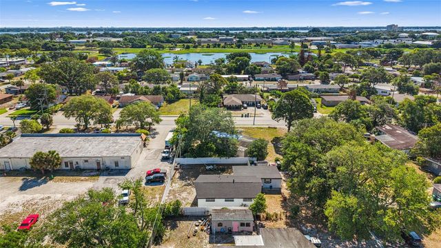 1042 W HILLCREST DRIVE, Cocoa, FL 32922