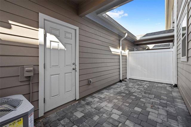 2966 VOYAGER AVENUE, St Cloud, FL 34771