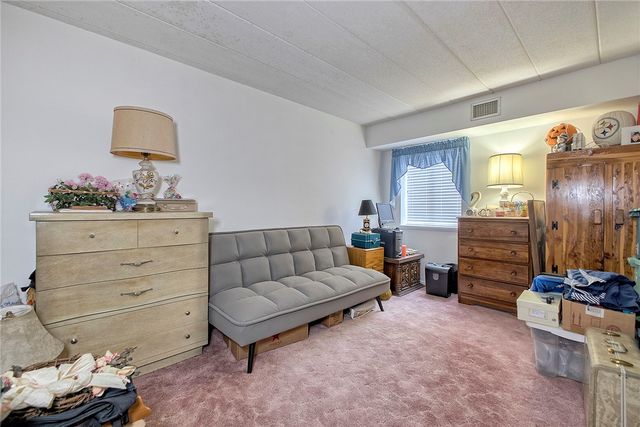 3 Alta Vita Drive 104, Hempfield Twp, PA 15601