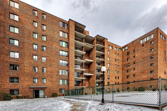 3 Alta Vita Drive 104, Hempfield Twp, PA 15601