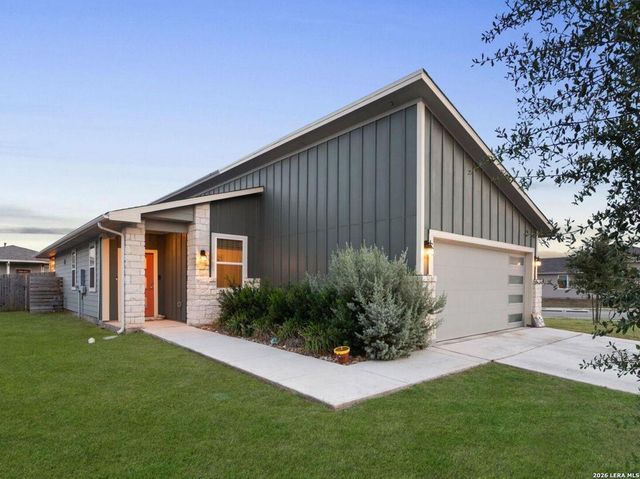 127 NEW HAMPTON WAY, San Marcos, TX 78666