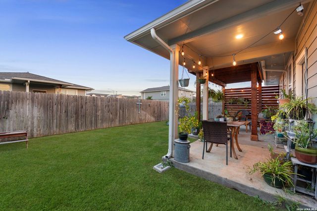 127 NEW HAMPTON WAY, San Marcos, TX 78666
