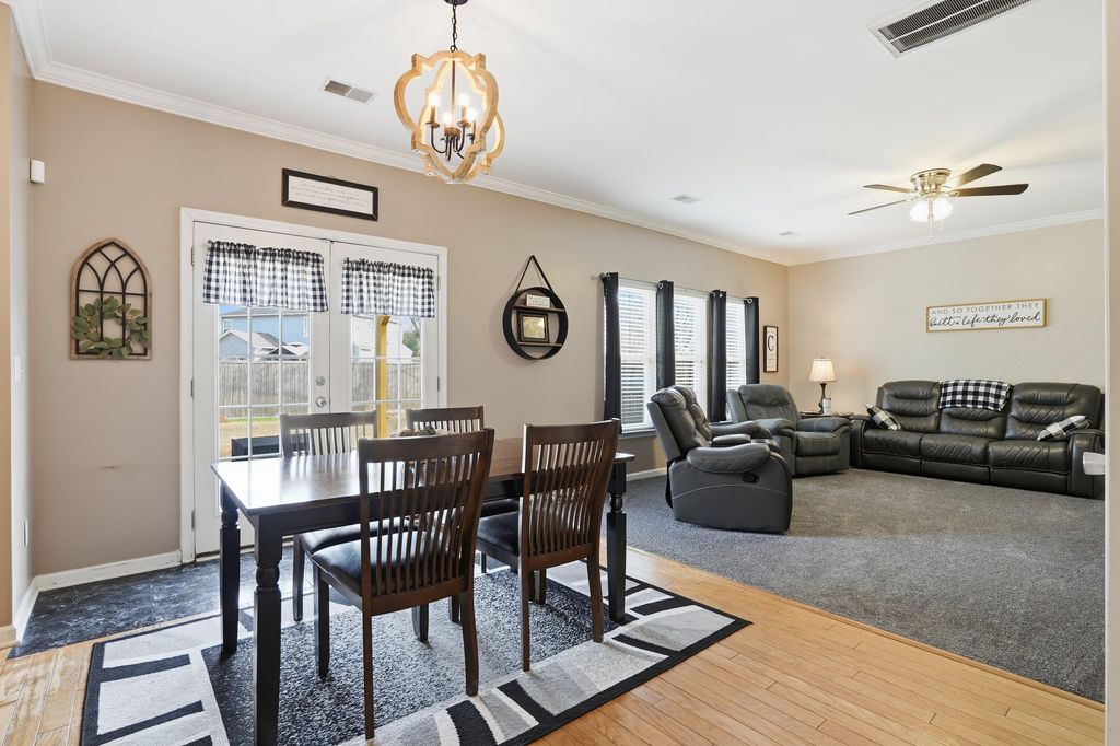 Image 16 of property listing at 9657 S Carousel Circle, Summerville, SC 29485