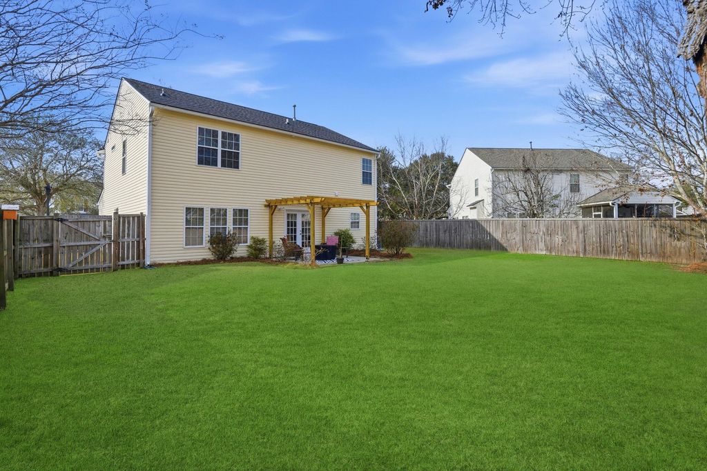 Image 36 of property listing at 9657 S Carousel Circle, Summerville, SC 29485