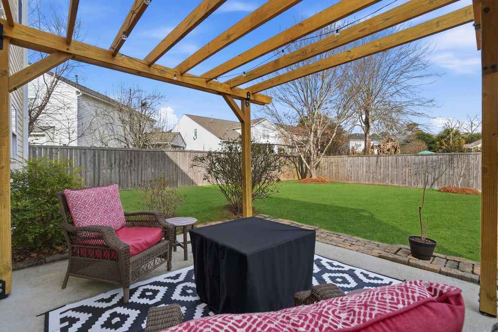 Image 37 of property listing at 9657 S Carousel Circle, Summerville, SC 29485