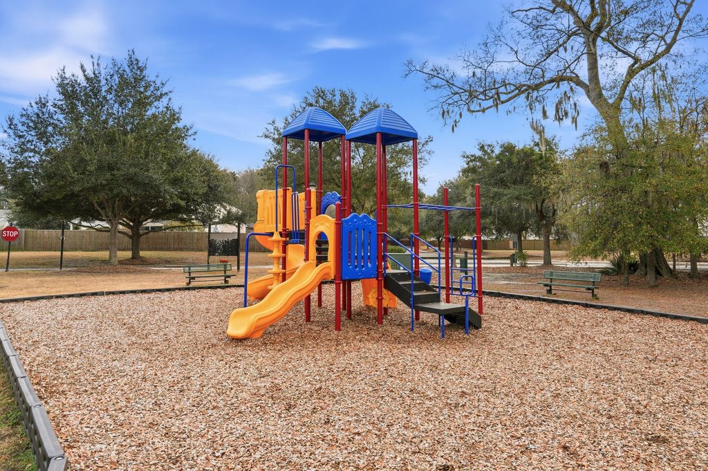 Image 42 of property listing at 9657 S Carousel Circle, Summerville, SC 29485