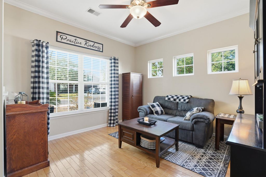 Image 8 of property listing at 9657 S Carousel Circle, Summerville, SC 29485