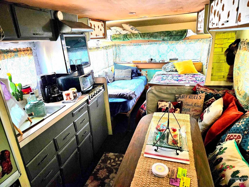 28 Harris Creek Rd, Horseshoe Bend, ID 83629 photo 7