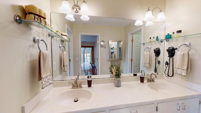 2183 Graystone Drive, Sumter, SC 29150