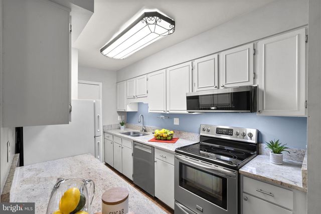 5902-D KINGSFORD RD, Springfield, VA 22152
