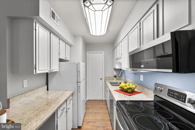 5902-D KINGSFORD RD, Springfield, VA 22152