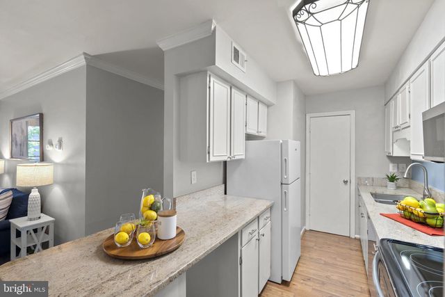5902-D KINGSFORD RD, Springfield, VA 22152