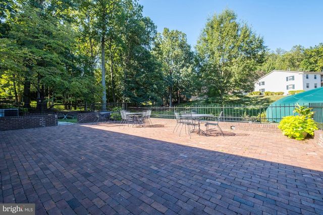 5902-D KINGSFORD RD, Springfield, VA 22152