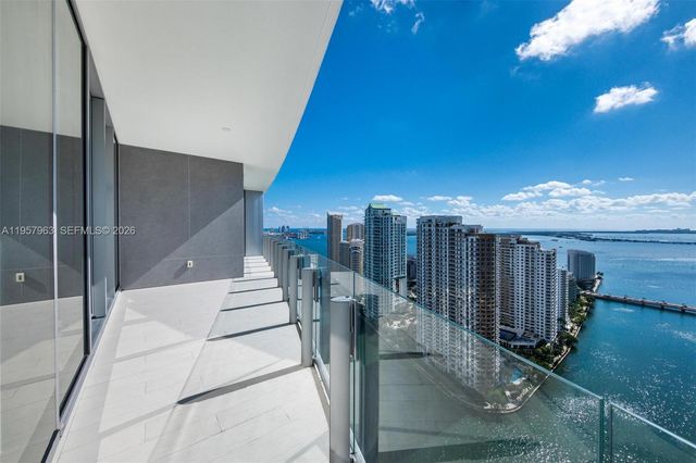 300 Biscayne Boulevard Way 3506W, Miami, FL 33131