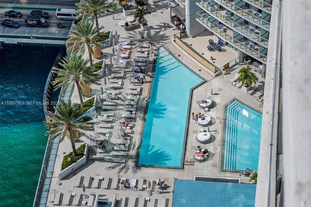 300 Biscayne Boulevard Way 3506W, Miami, FL 33131