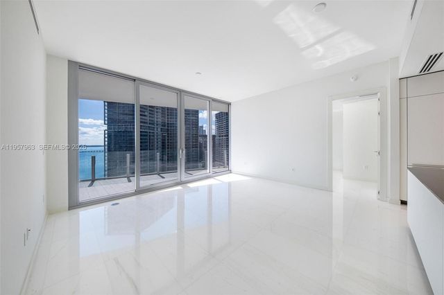300 Biscayne Boulevard Way 3506W, Miami, FL 33131