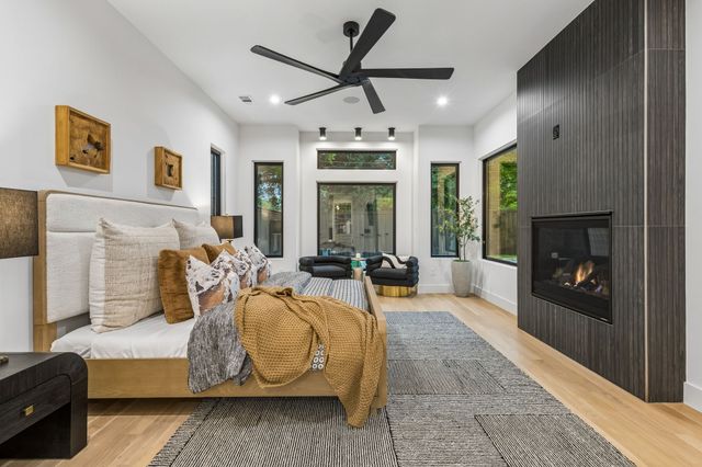 7615 Morton Street, Dallas, TX 75209