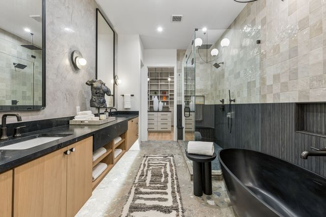 7615 Morton Street, Dallas, TX 75209