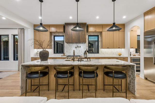 7615 Morton Street, Dallas, TX 75209