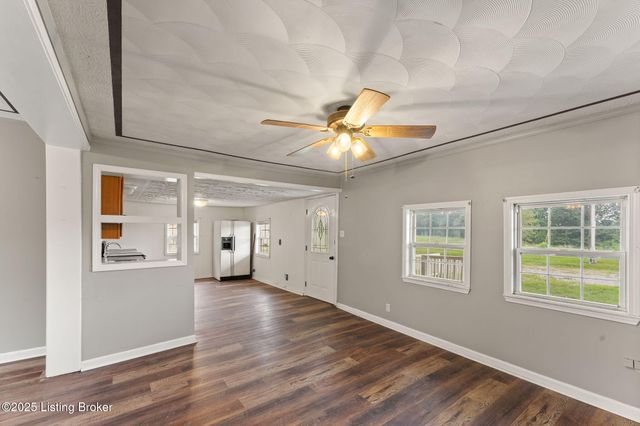 1058 Decker School Rd, Leitchfield, KY 42754