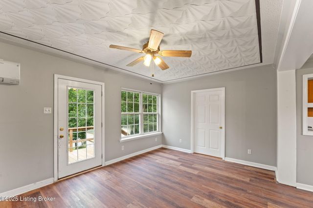 1058 Decker School Rd, Leitchfield, KY 42754