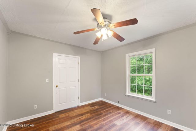 1058 Decker School Rd, Leitchfield, KY 42754