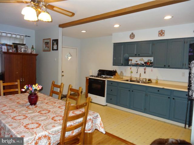 310 RIPKA ST, Philadelphia, PA 19128