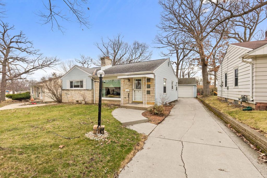 2636 S 50th STREET, Milwaukee, WI 53219