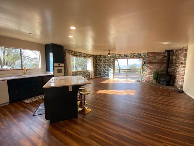 6787 Highway 26, Mokelumne Hill, CA 95245