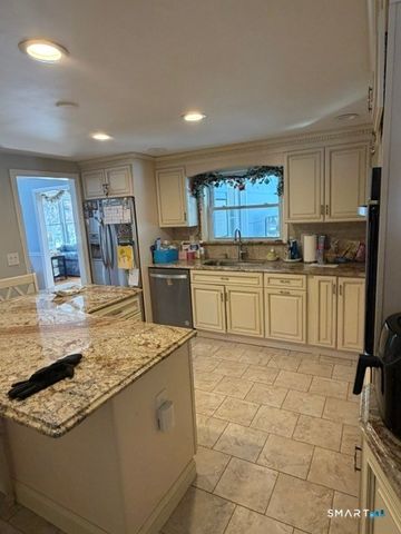 438 Clement Lane, Orange, CT 06477