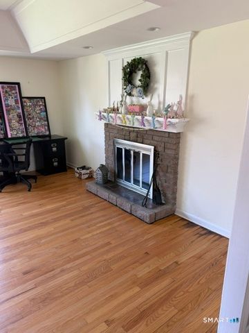 438 Clement Lane, Orange, CT 06477