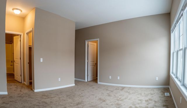 3371 Hazel Trail B, Woodbury, MN 55129